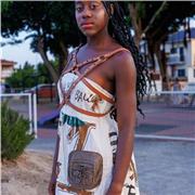 Soy estudiante, siempre se me han dado muy bien las matemáticas y le he dado clases particulares a chic@s de mi pueblo Dilar.